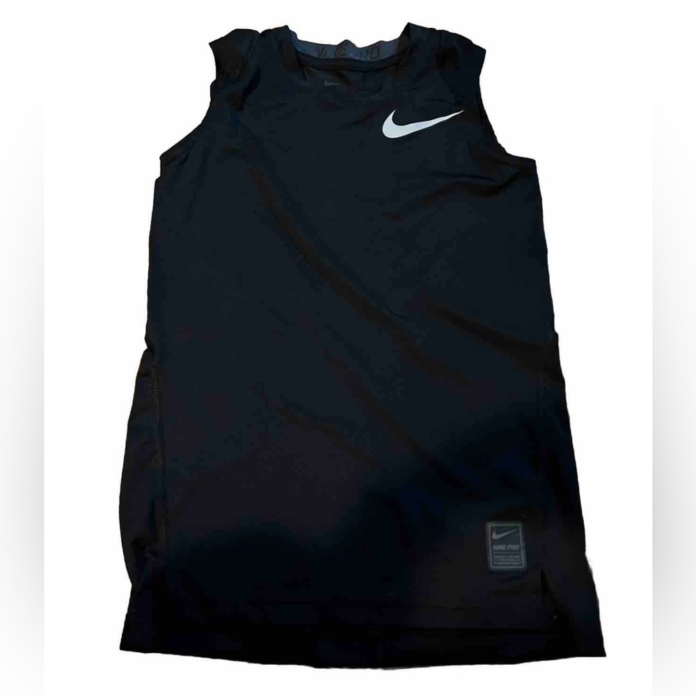 Girls Nike Pro Dry-Fit Black lightweight tank size S
#nike #girlsniketank